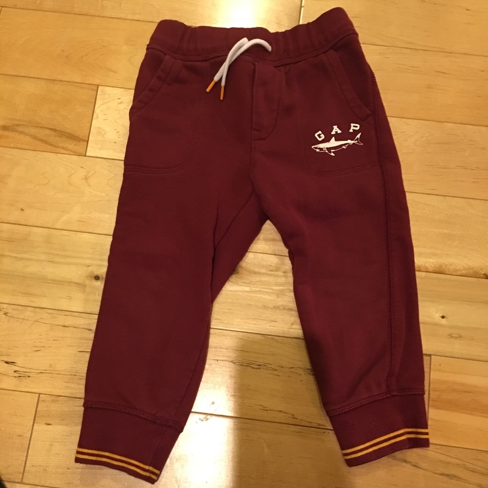 BabyGap Red Toddler Sweatpants - 3T